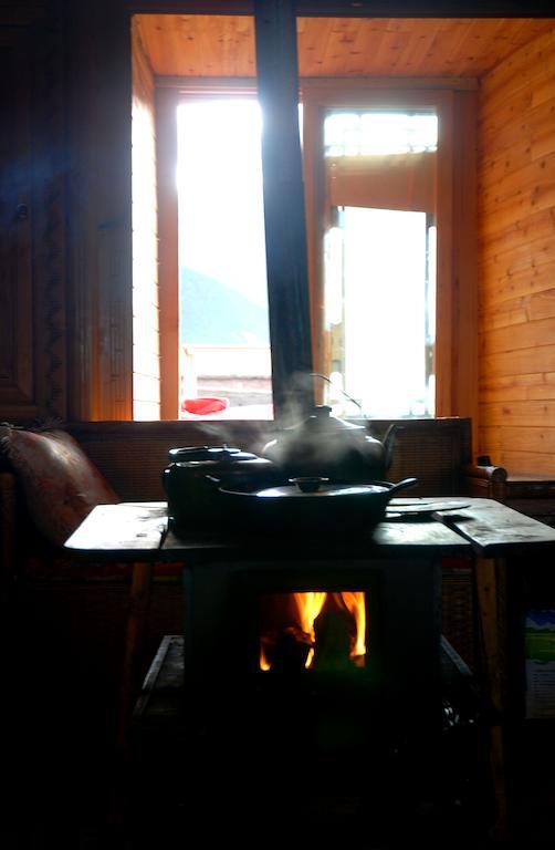 Shangri-La Lao Shay Youth Hostel Εξωτερικό φωτογραφία