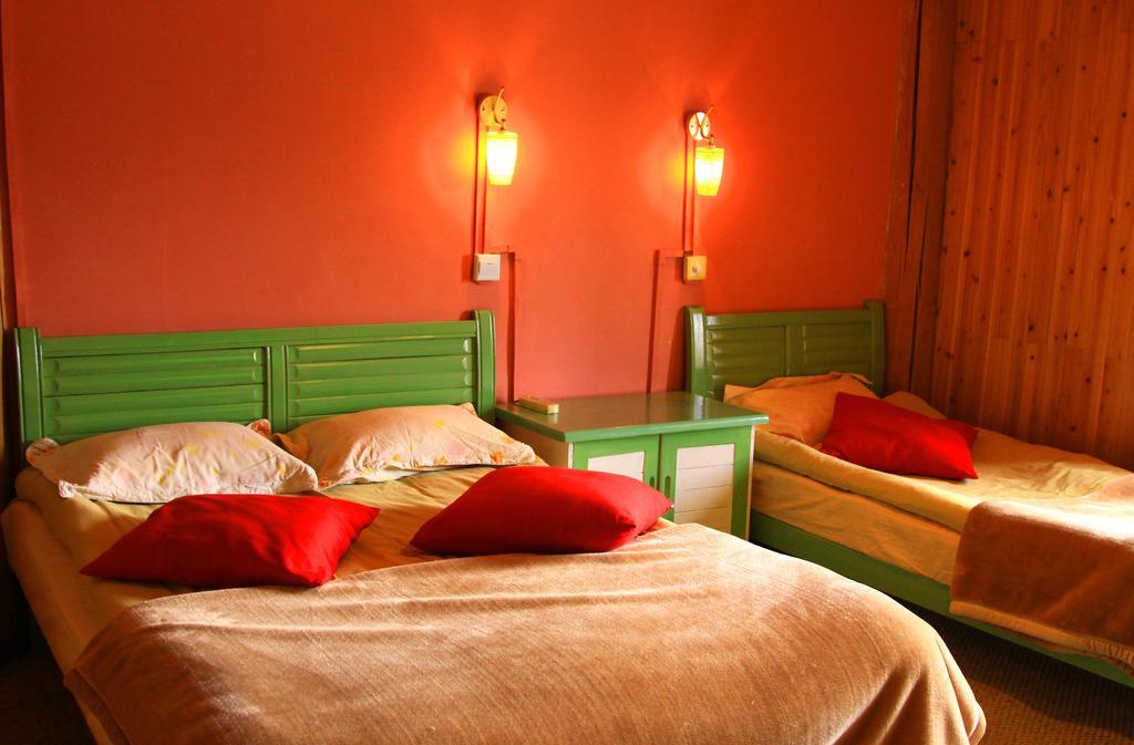 Shangri-La Lao Shay Youth Hostel Εξωτερικό φωτογραφία