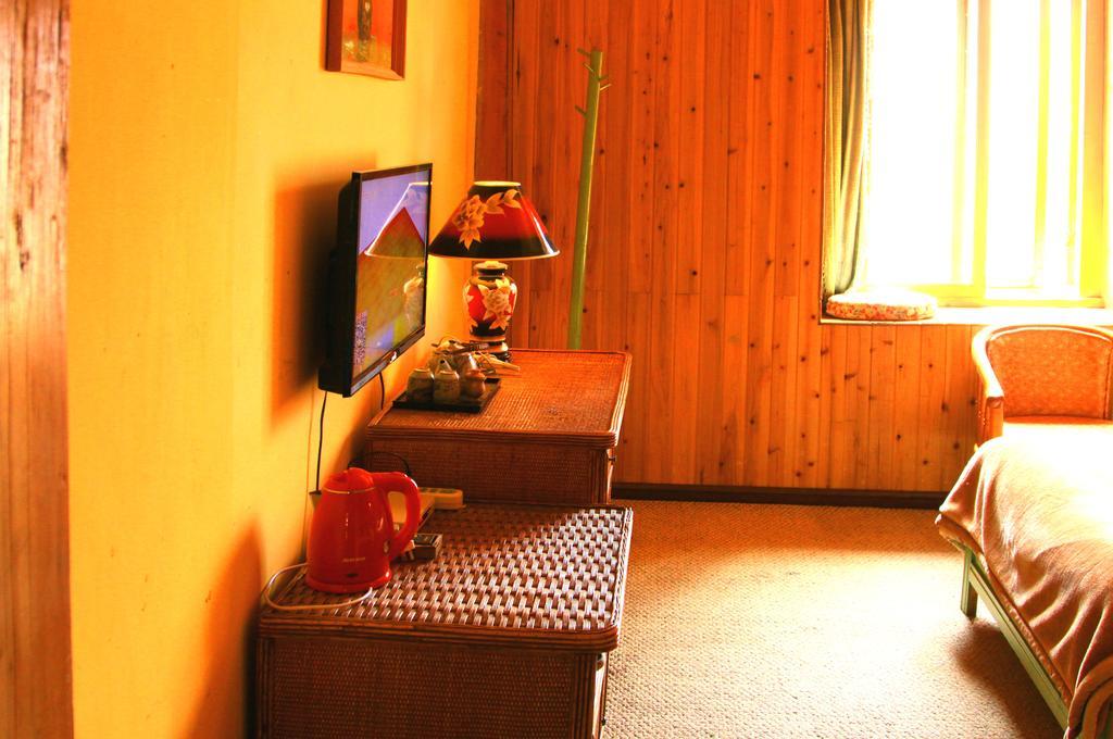 Shangri-La Lao Shay Youth Hostel Εξωτερικό φωτογραφία