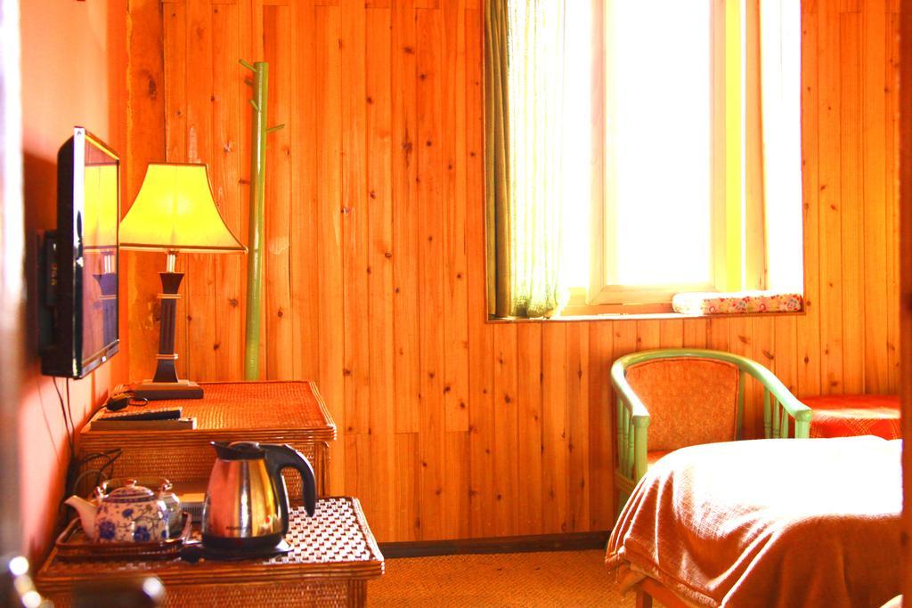 Shangri-La Lao Shay Youth Hostel Εξωτερικό φωτογραφία