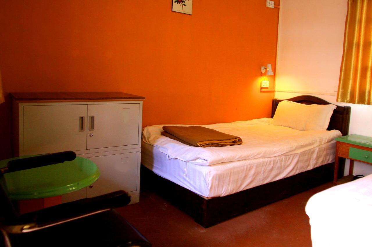 Shangri-La Lao Shay Youth Hostel Εξωτερικό φωτογραφία